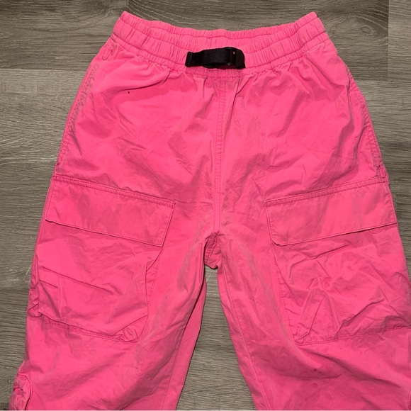 ARITZIA TNA Overload Cargo Pant in Hot Pink (Size XXS) - Picture 2 of 16